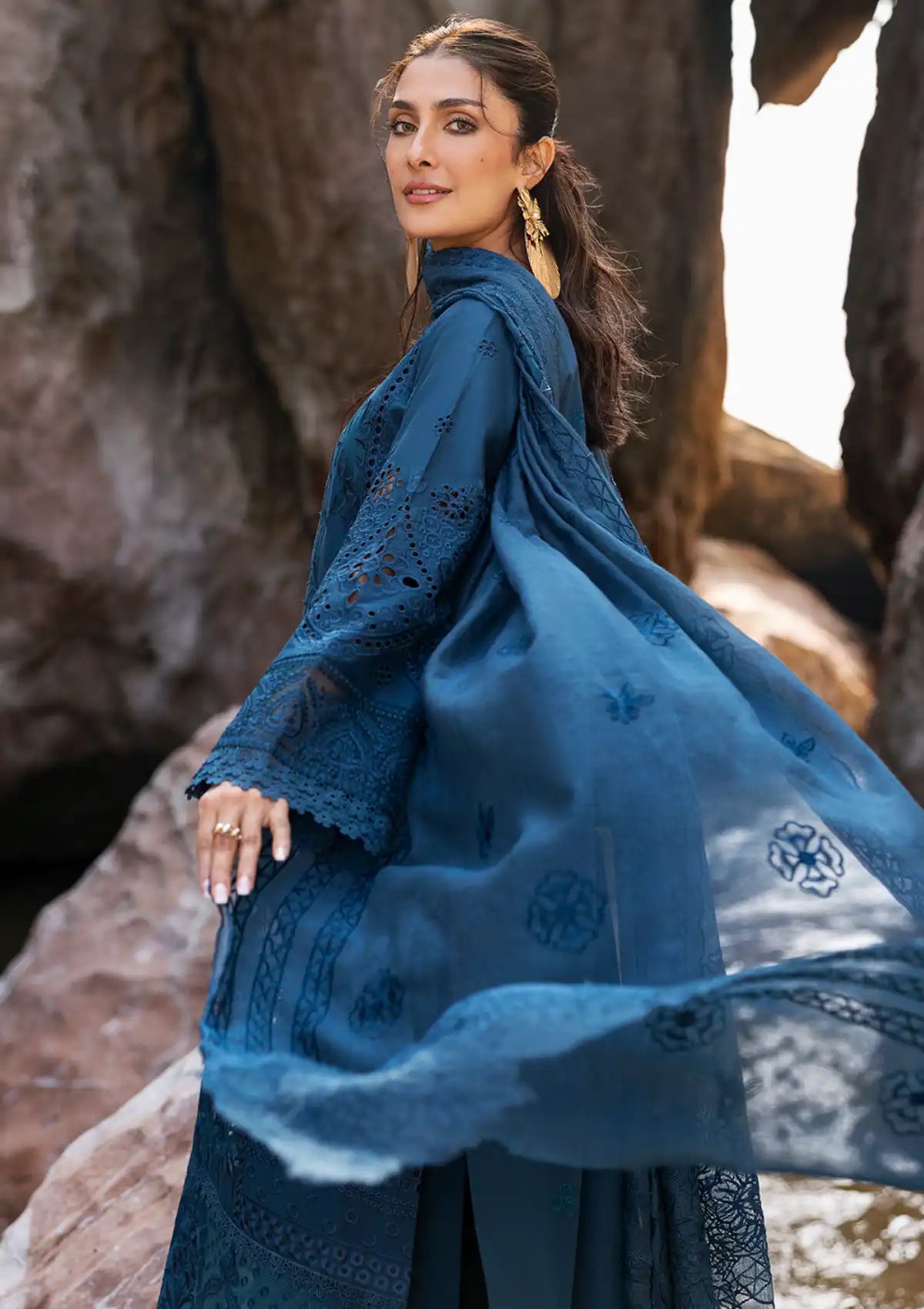 03-Piece Lawn Suit With Embroidery - Ready To Wear